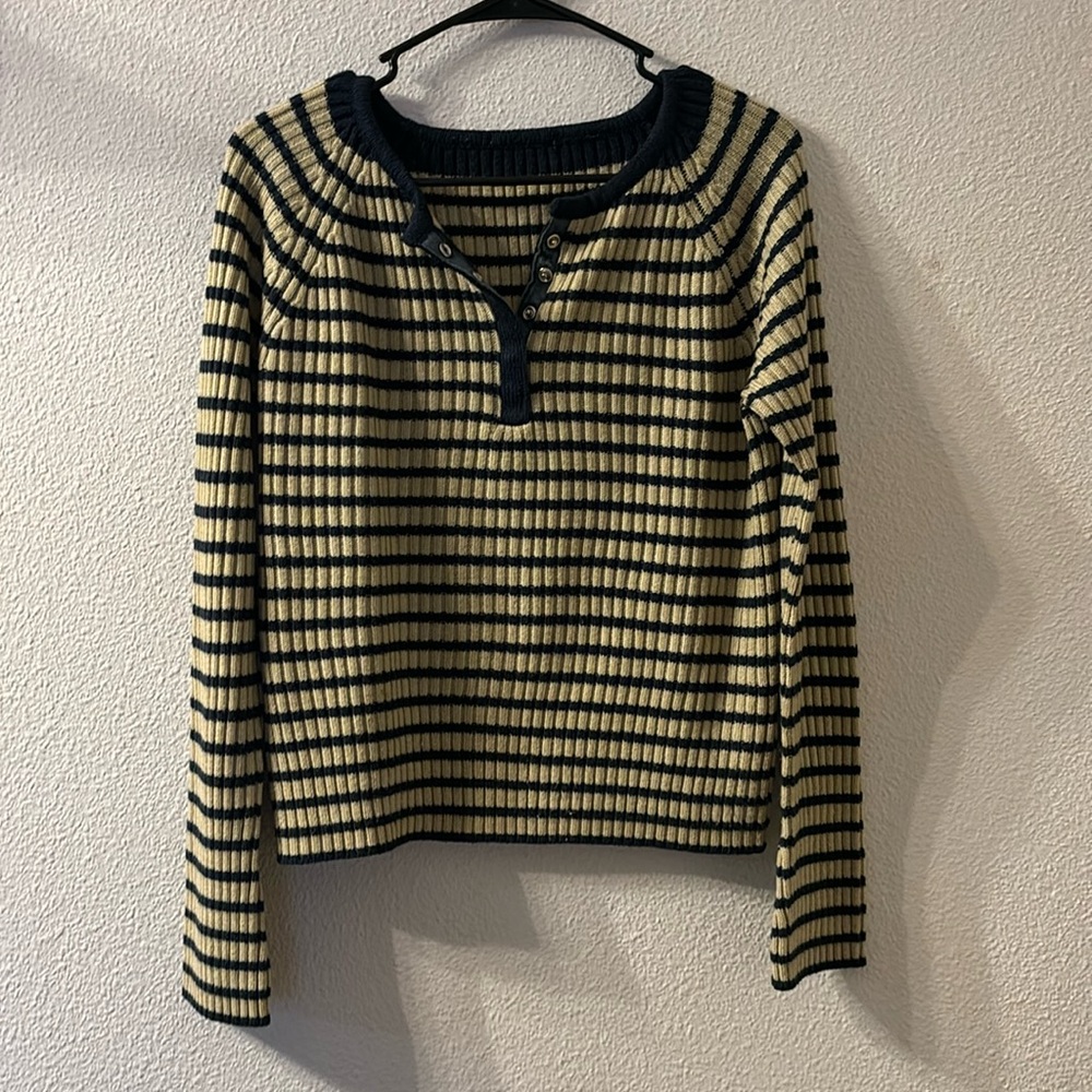 No brand striped quarter button down top